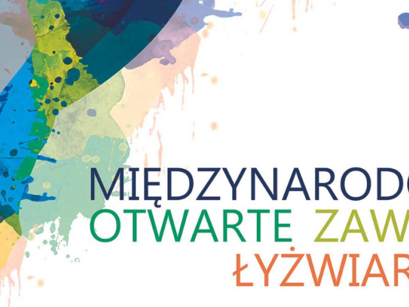 Na zdjęciu baner Międzynarodowych Otwartych Zawodów Łyzwiarskicjh w Arenie. Na banerze grafika panczenisty